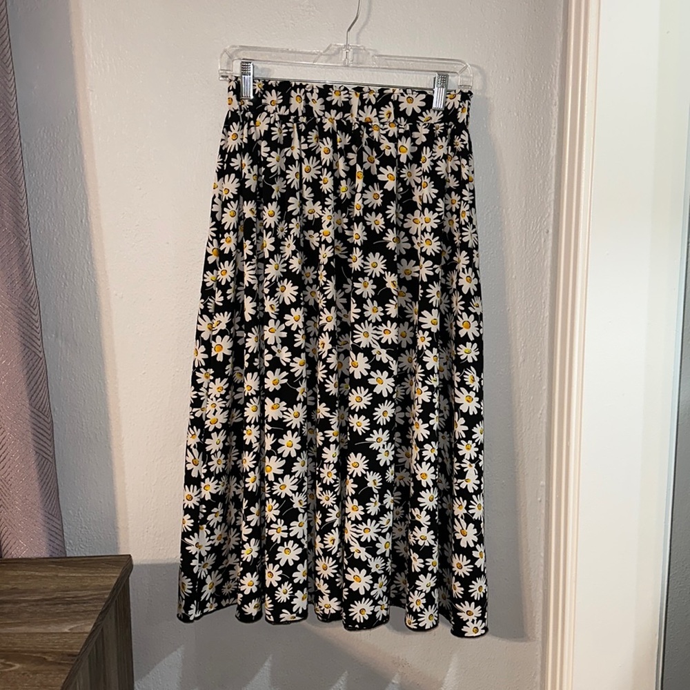 SHEIN Daisy Skirt